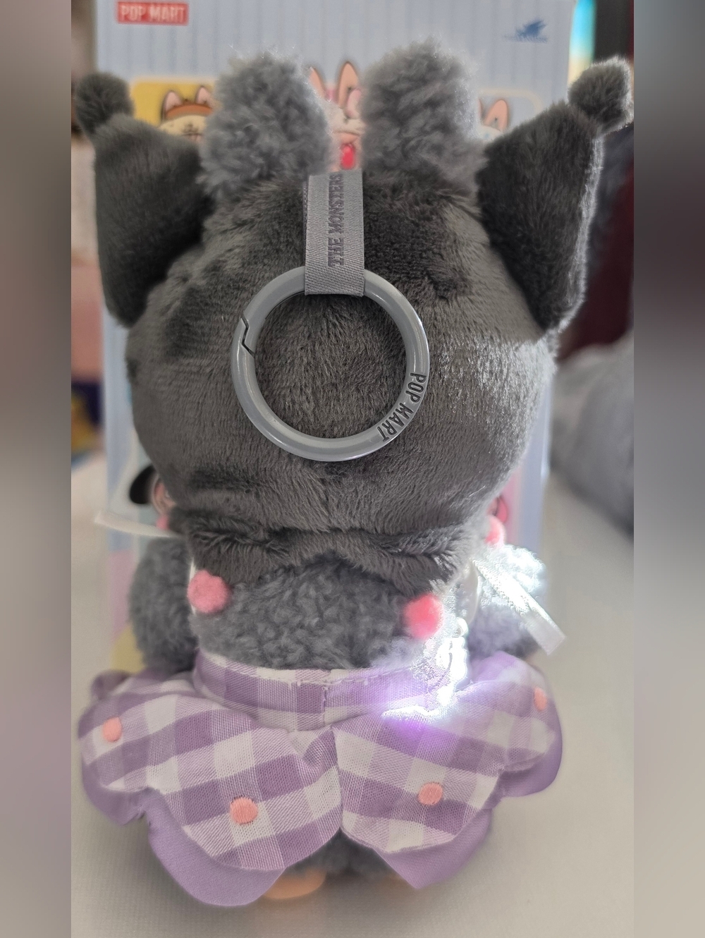 THE MONSTERS X Sanrio Characters Series Vinyl Plush Pendants "Kuromi" - Picture 3 of 12